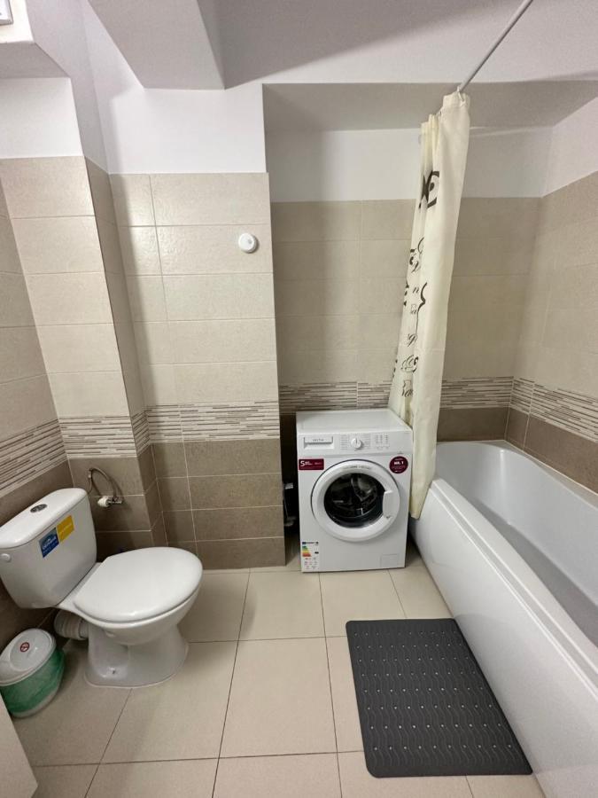 Cozy Apartment In The Heart Of Iasi - Palas Mall Bagian luar foto